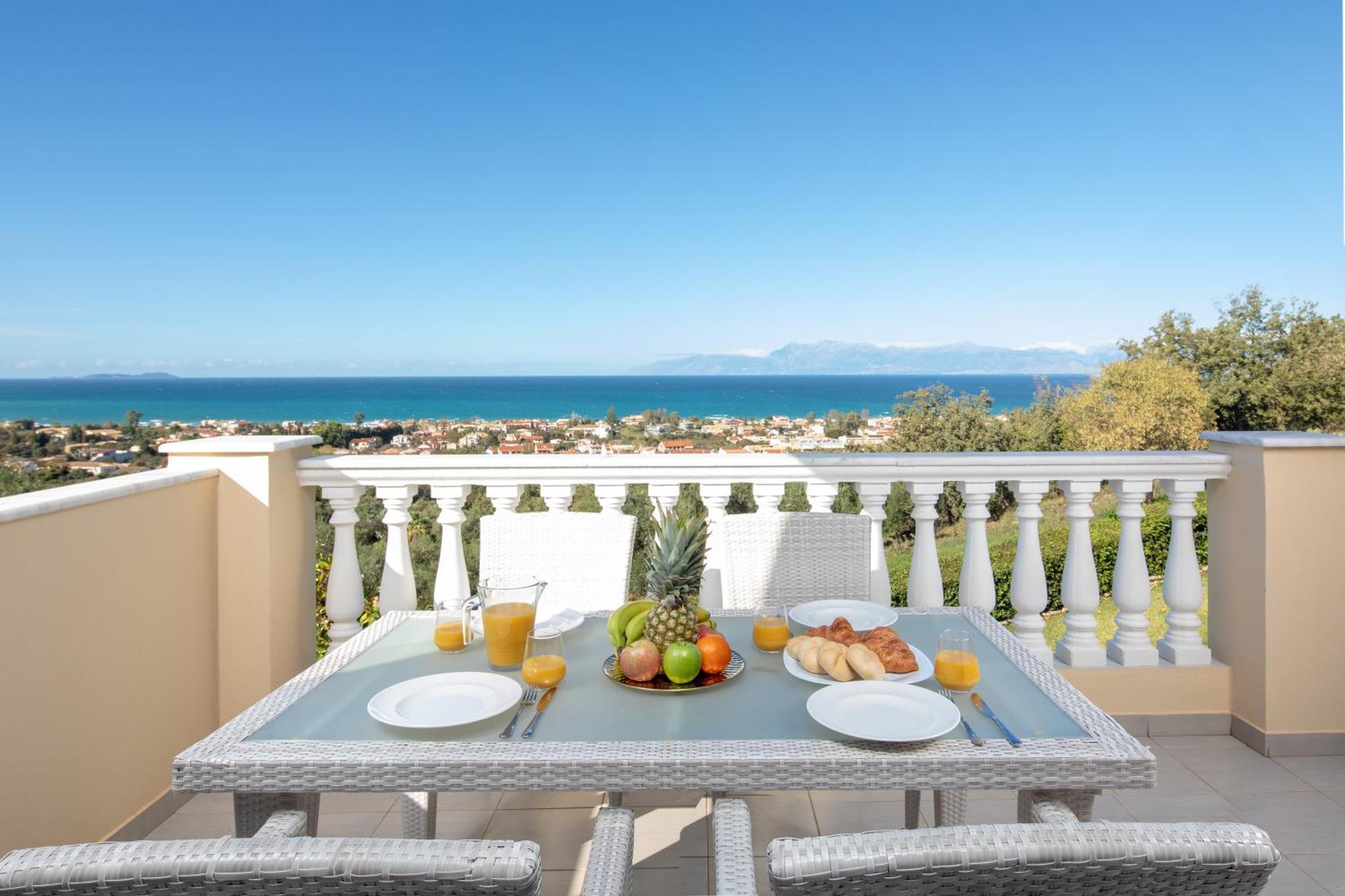 Villa Piedra Acharavi อาคาราวี ภายนอก รูปภาพ
