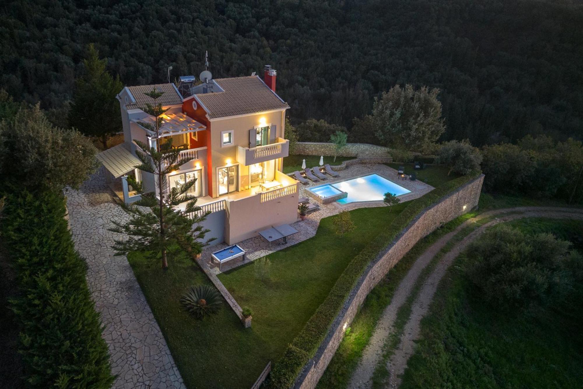Villa Piedra Acharavi อาคาราวี ภายนอก รูปภาพ